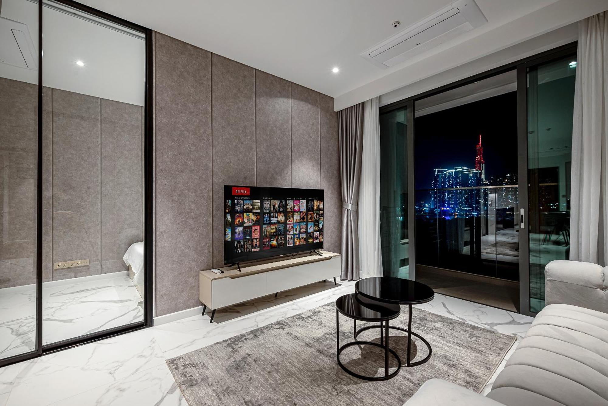 Saigon The Metropole - Residences Complex - By Svillage "Escape To Perfection" Ho Chi Minh City Bagian luar foto
