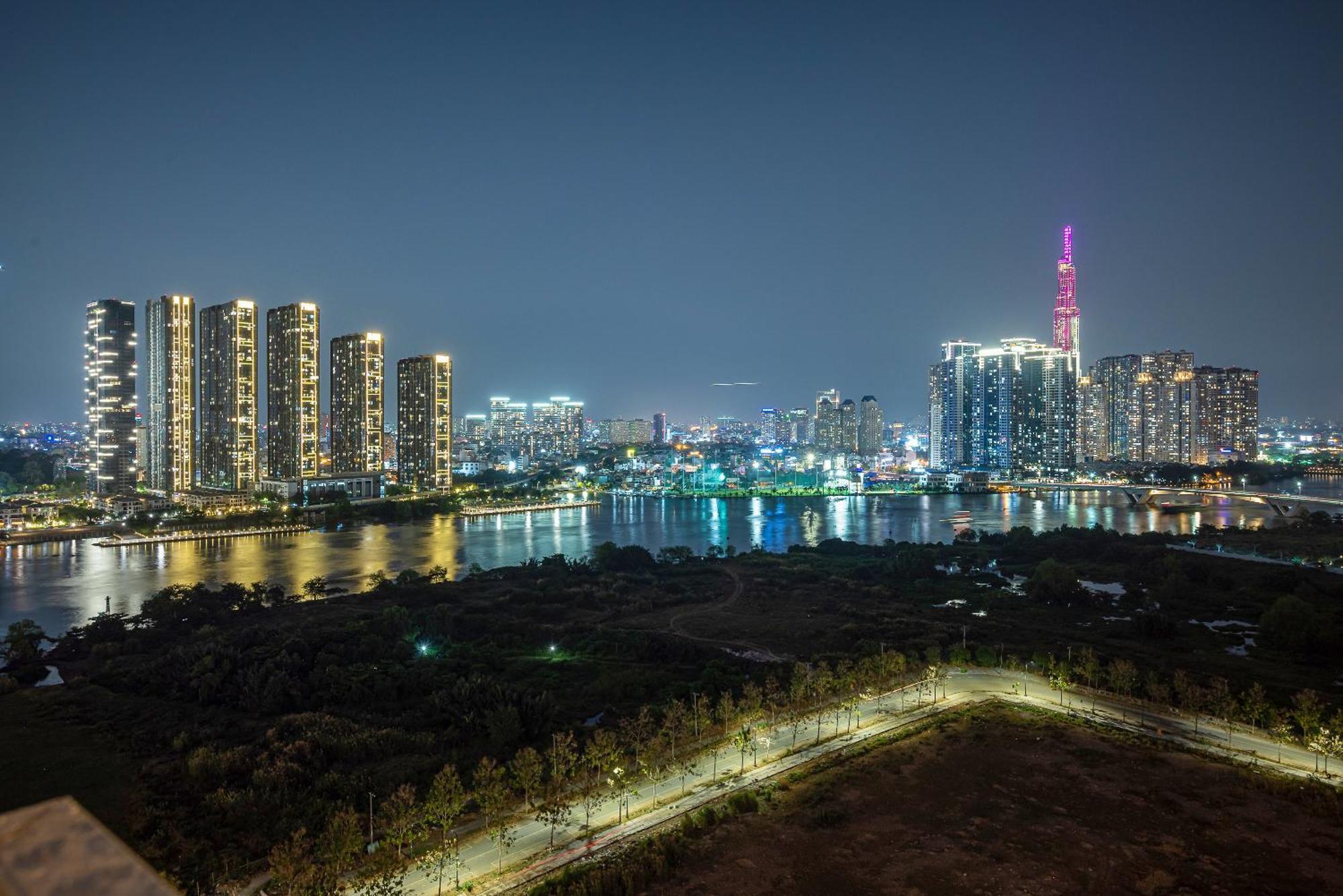 Saigon The Metropole - Residences Complex - By Svillage "Escape To Perfection" Ho Chi Minh City Bagian luar foto