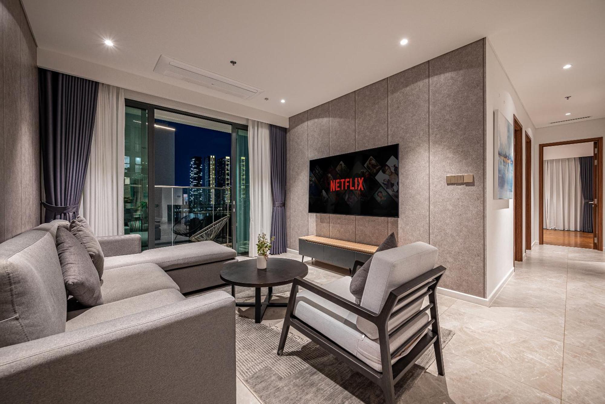 Saigon The Metropole - Residences Complex - By Svillage "Escape To Perfection" Ho Chi Minh City Bagian luar foto